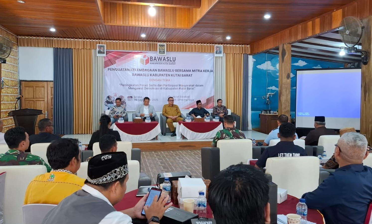 2-281020251125185716563