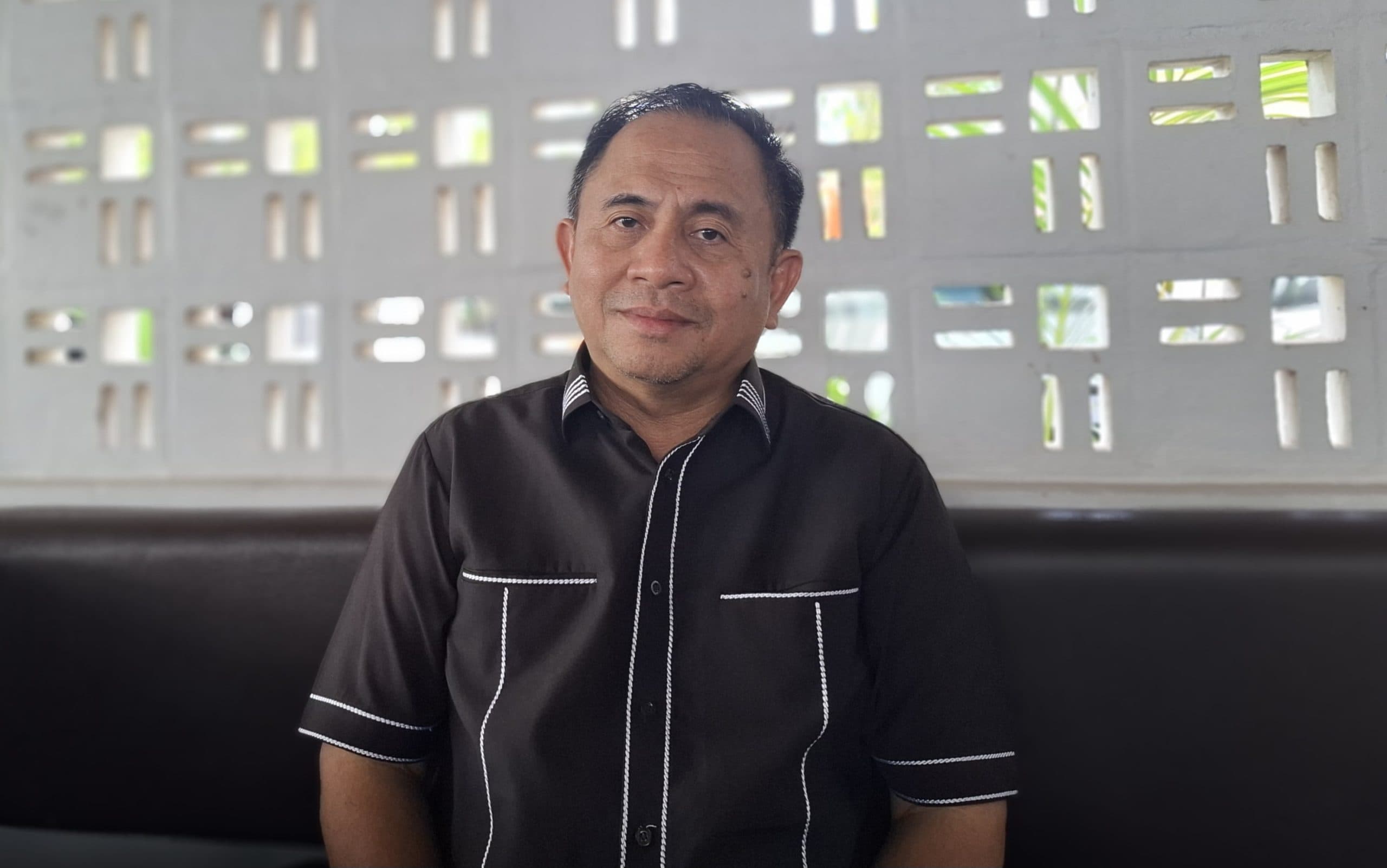 2-381820251125182447904