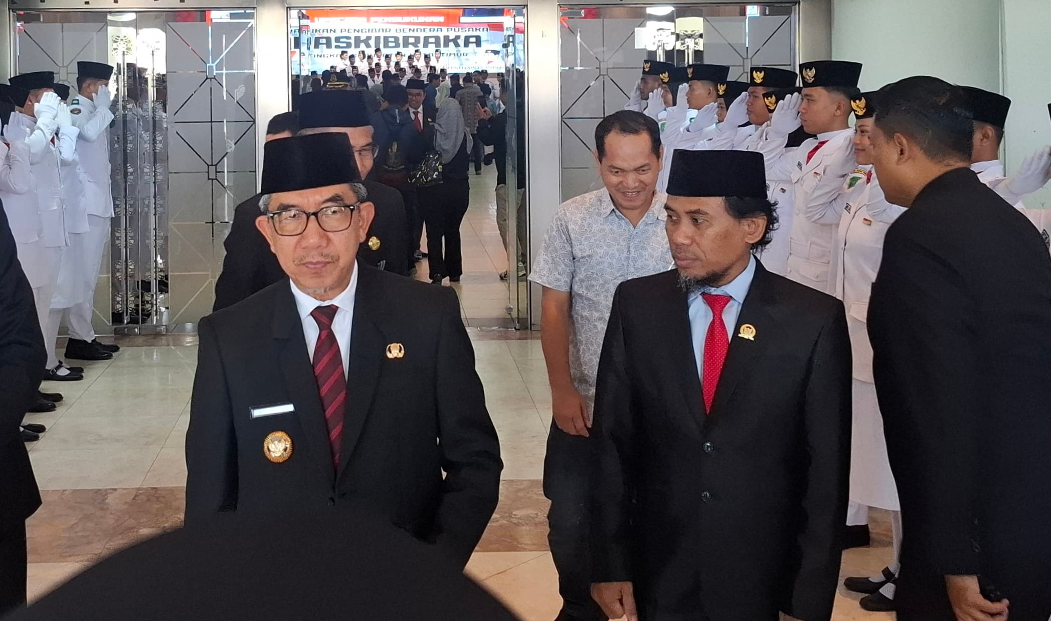 5-486520251125185030372