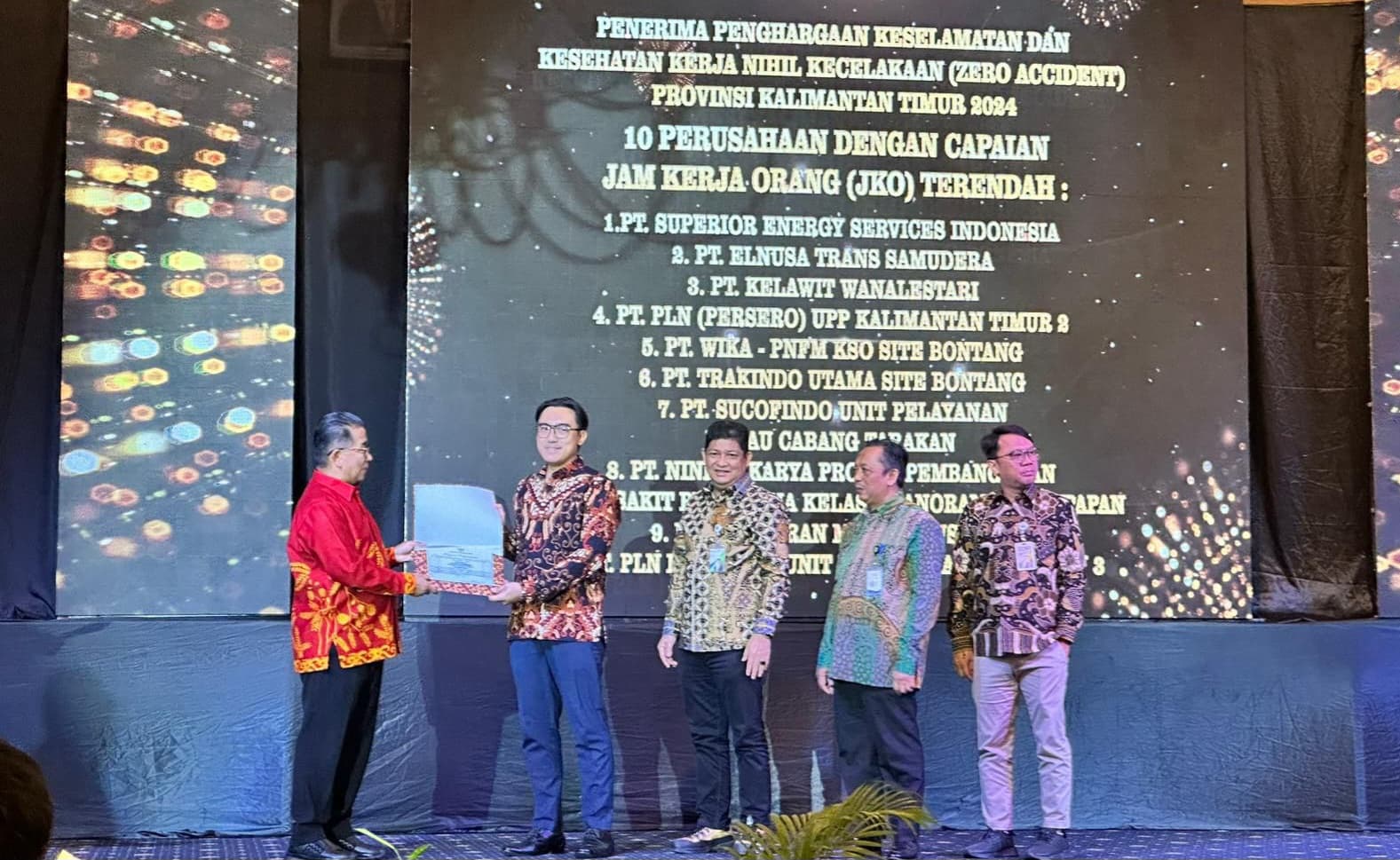 8-904420251125181817428