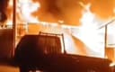 Gudang Dekat Pasar Pandansari Balikpapan Terbakar, 2 Mobil Pikap Hangus