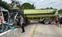 2 Truk Baku Hantam di KM 26 Sangatta-Bontang