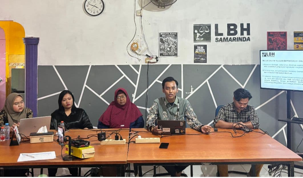 Konferensi Pers temuan korban program gratispol oleh LBH Samarinda