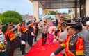 Kapolresta Balikpapan Berganti, Anton Firmanto Diantar Pedang Pora