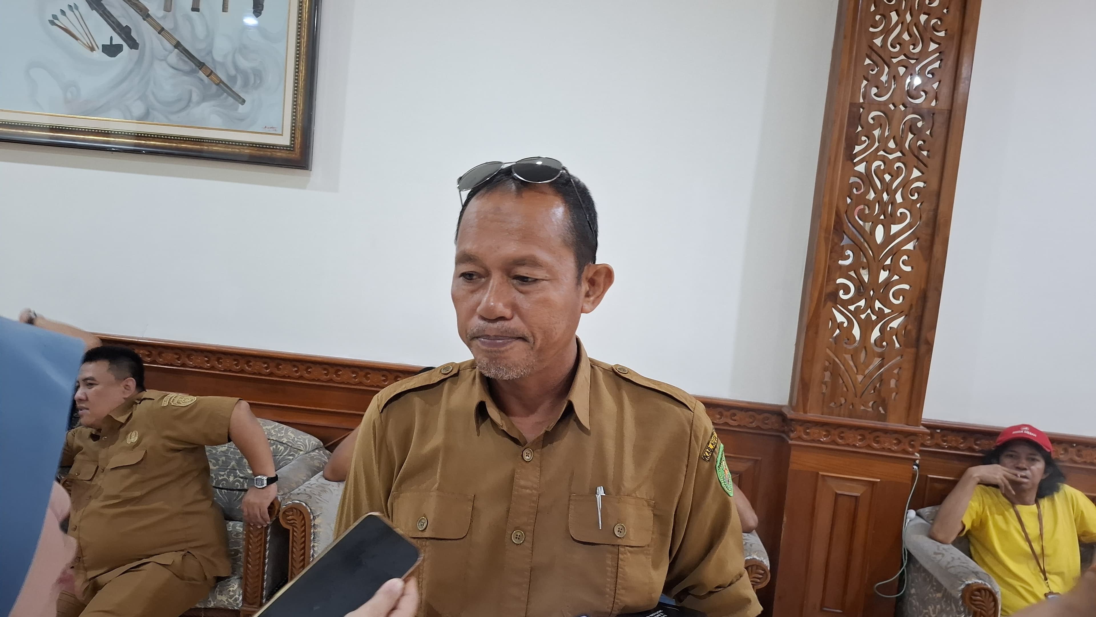 Pejabat Fungsional Penata Perizinan Ahli Madya Dinas Penanaman Modal dan Pelayanan Terpadu Satu Pintu (DPMPTSP) Kutim, Saiful Ahmad (dok:caca/katakaltim)