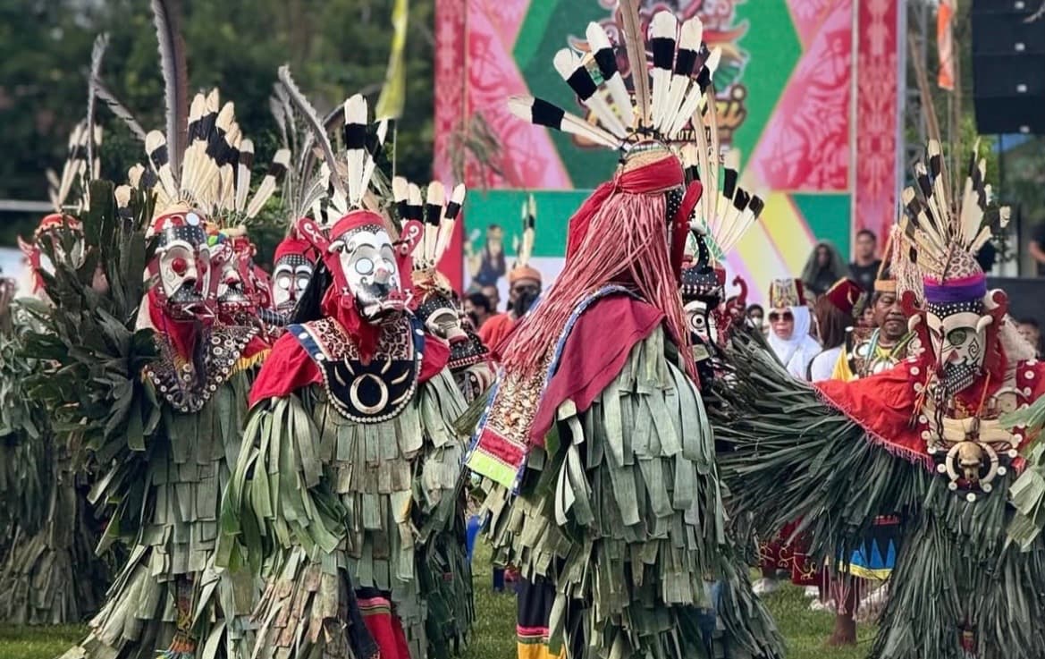 Tari Hudoq