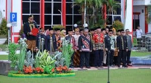 Upacara Hardiknas di Kutai Kartanegara