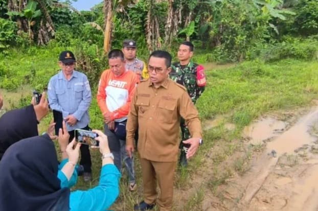 f-825920251125184226890