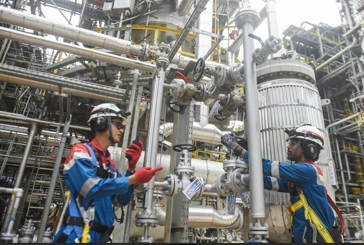 f-869120251125190836552