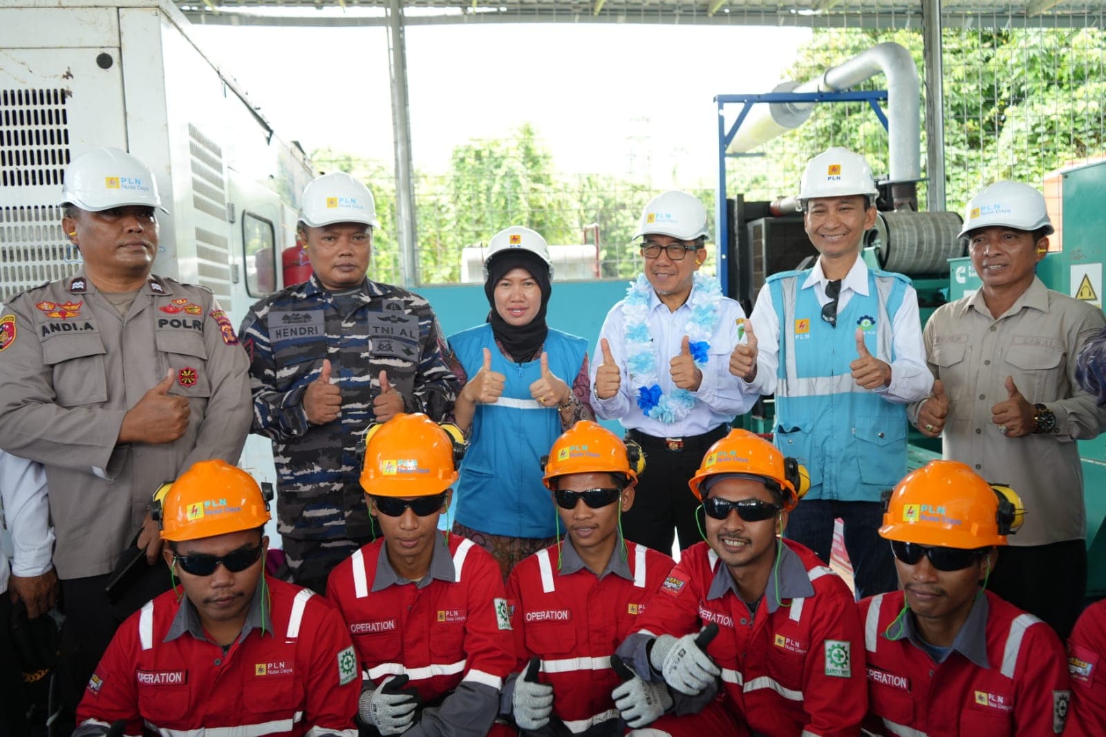 g-696420251125190330247