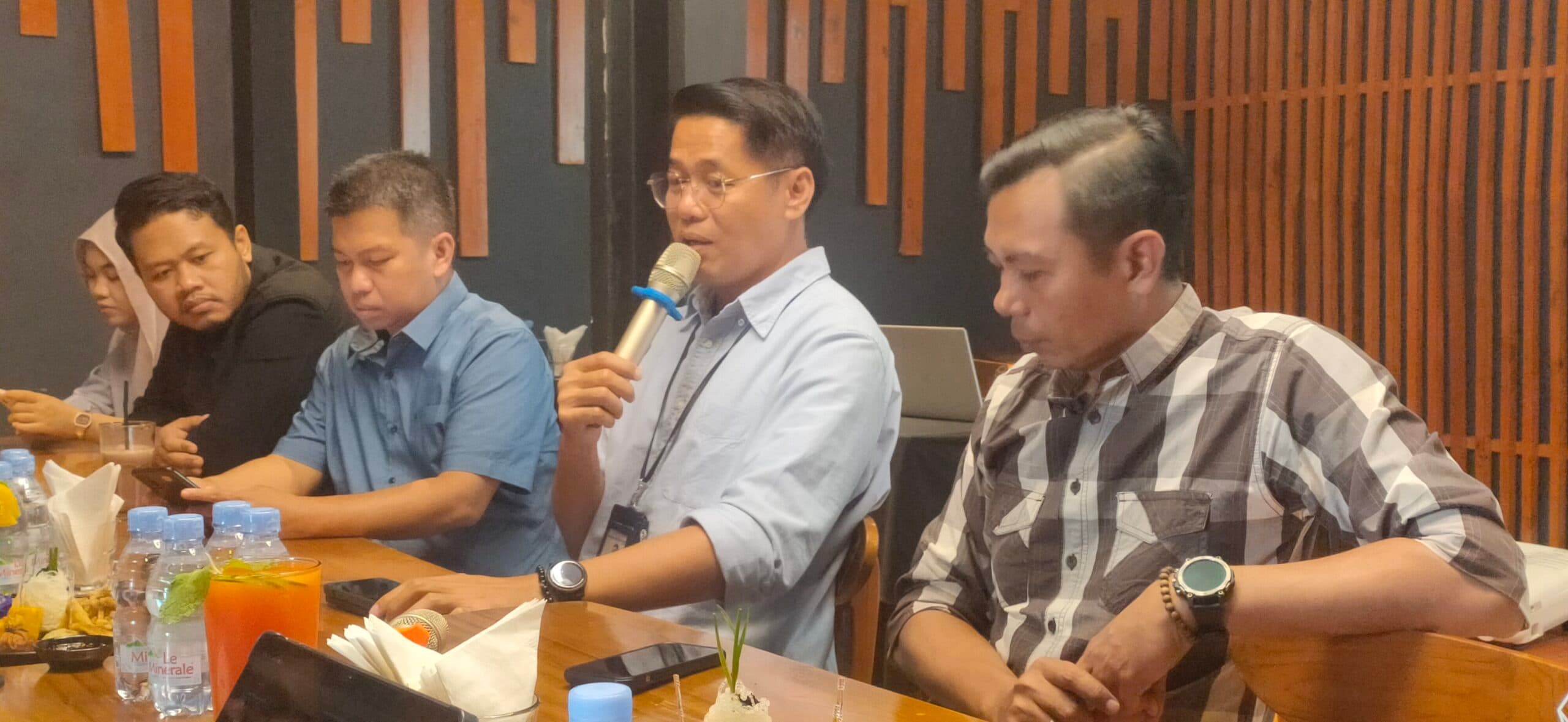 g-703620251125183802762