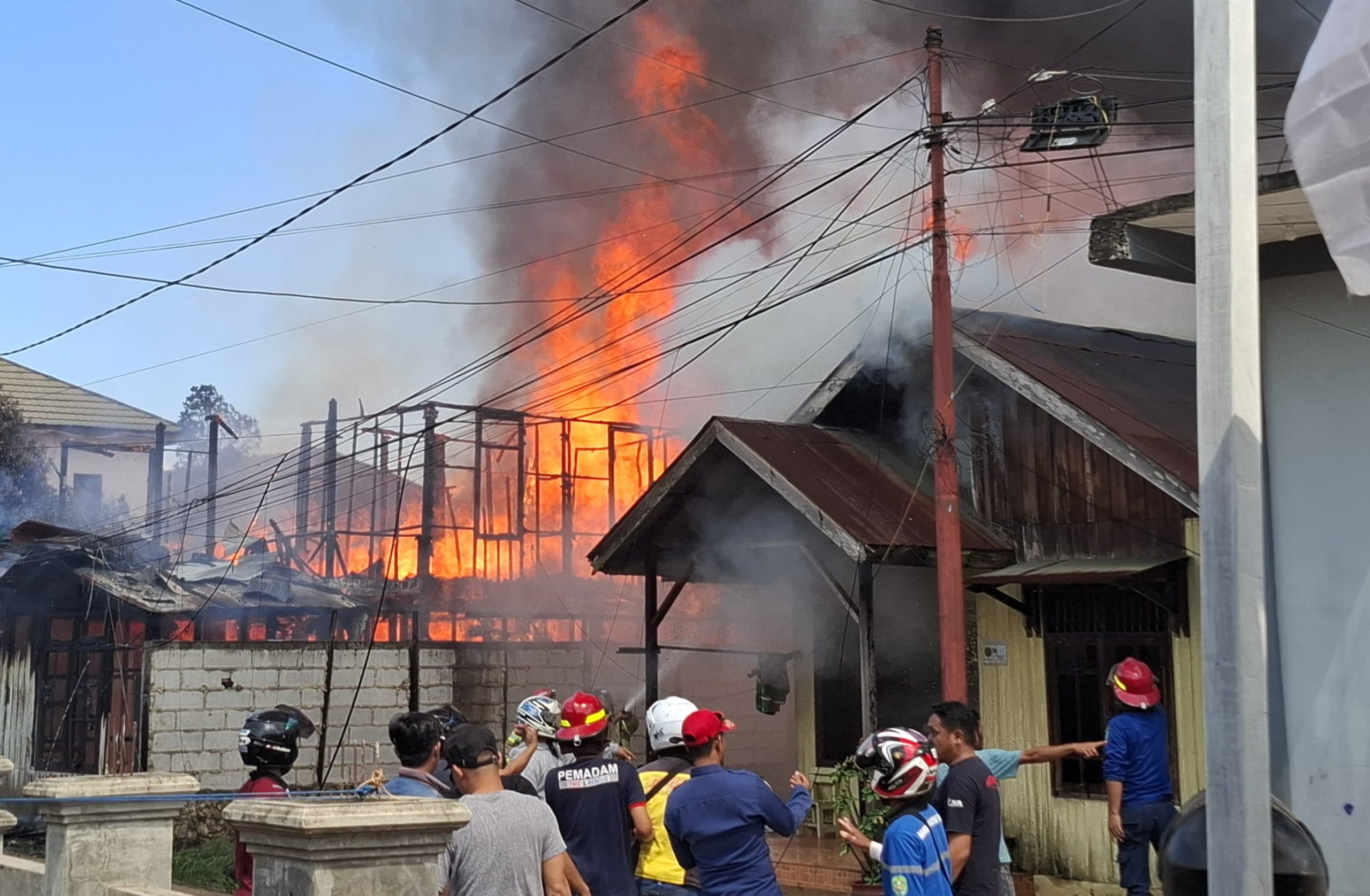 j-804720251125182041725