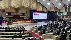 penyerahan Laporan Hasil Pemeriksaan (LHP) Kaltim