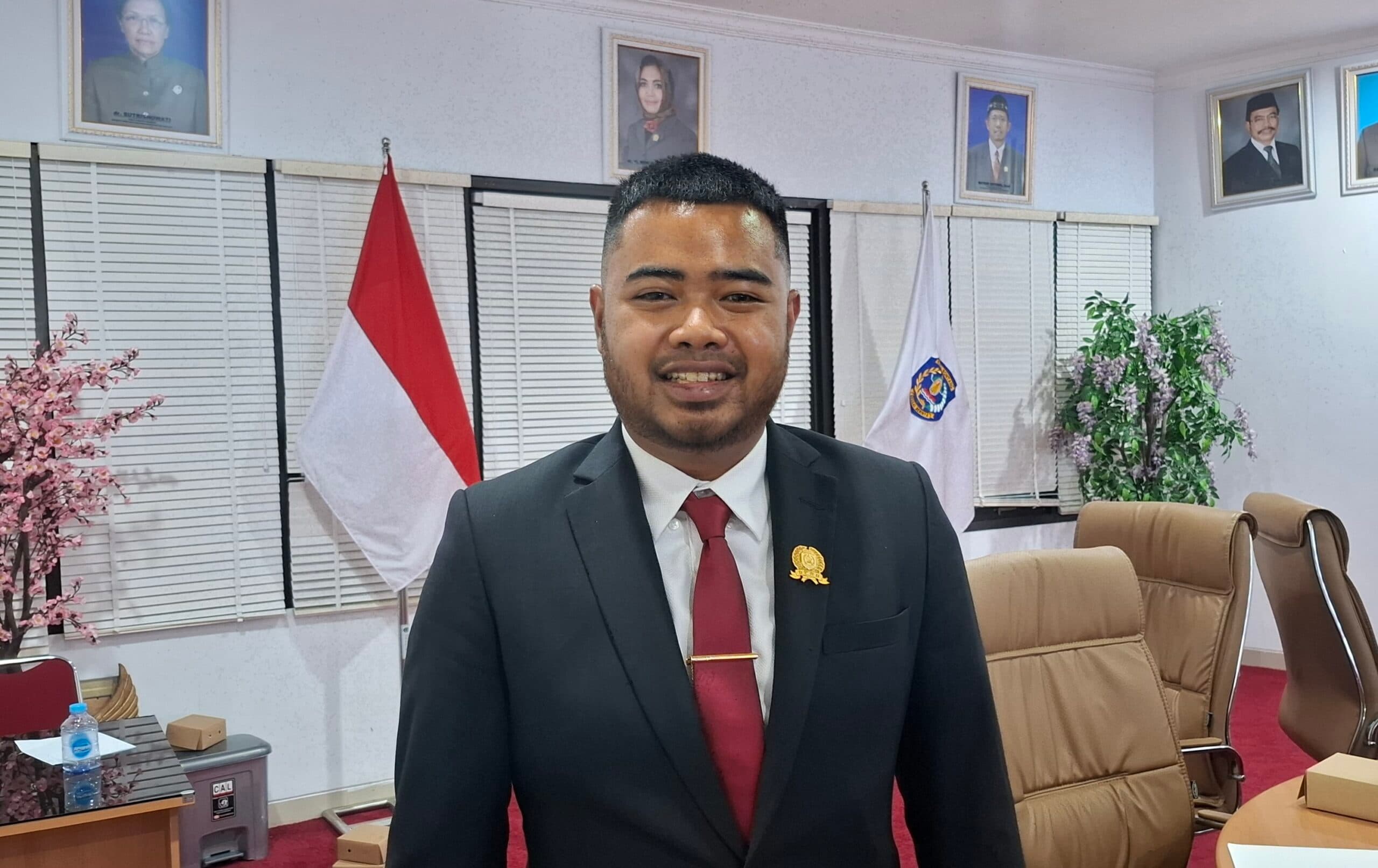 q-837820251125184333809