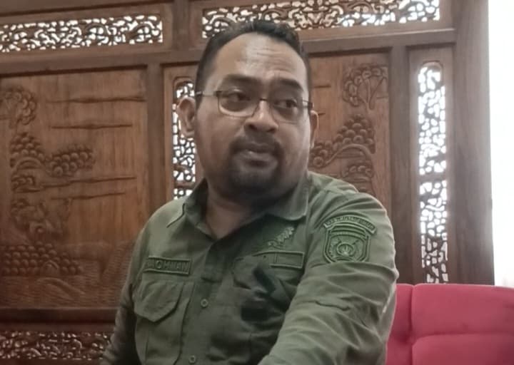 r-161120251125181522890