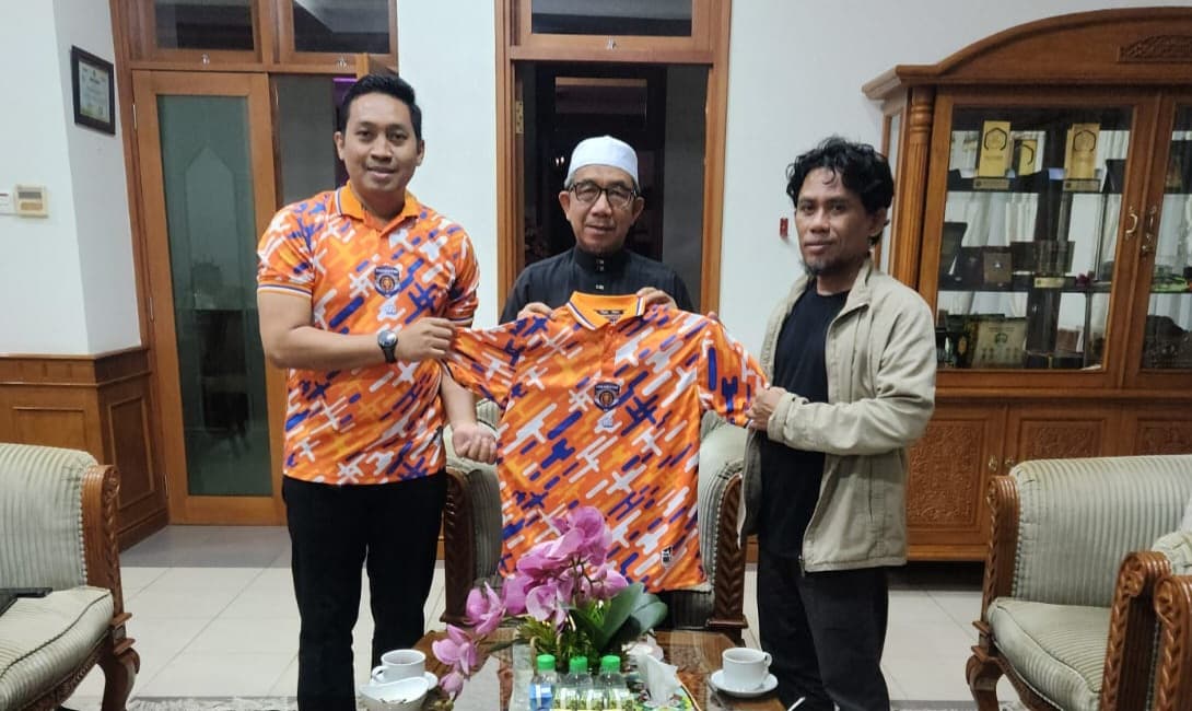 v-607920251125190042205