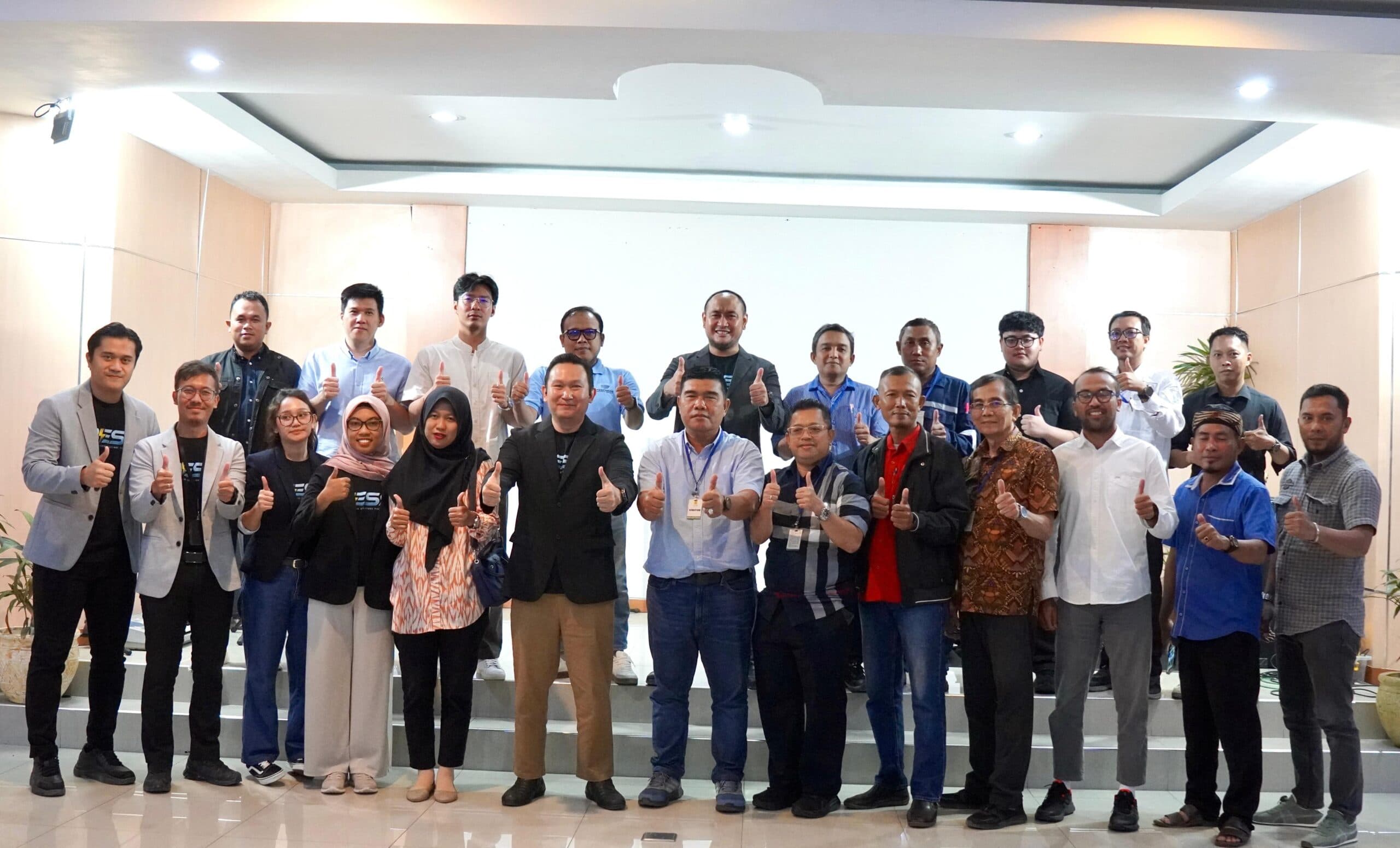 w-327220251125190234575