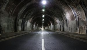 Ilustrasi terowongan (foto:pxhere)