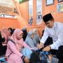 Pj Gubernur Akmal Malik saat kunjungi anak yatim