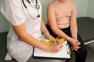 Ilustrasi obesitas pada anak (dok: istockphoto)