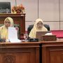 Kabag Hukum Pemkot Bontang saat memaparkan hak-hak penyandang disabilitas di kantor DPRD Bontang (aset: katakaltim.com)