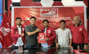 Pengembalian formulir Basri Rase di PSI Bontang (aset: katakaltim)