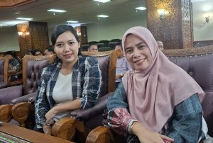 Anggota DPRD Kutim Terpilih Periode 2024-2029, Leny Susilawati Anggraini (kiri) dan Uci (kanan) (aset: katakaltim)