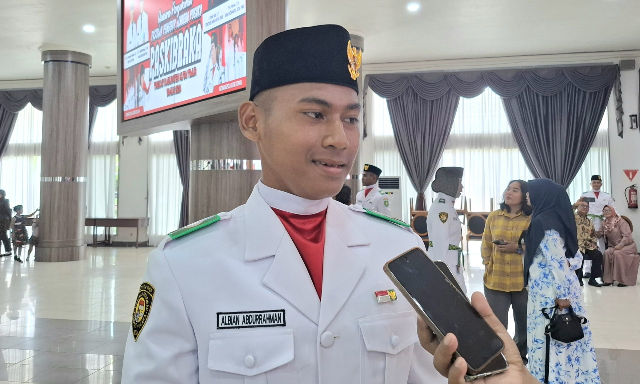 Pasukan Pengibar Bendera Pusaka Kutim 2024, Albian Abdurrahman (aset: katakaltim)