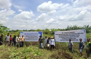 Warga Tuntut Pemerintah Ganti Rugi atas Penggunaan Lahan Pengerjaan Proyek Jalan Ringroad II A Sangatta, Sabtu (14/9). (aset: caca/katakaltim)