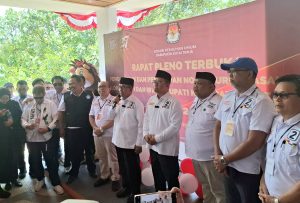 Konfrensi Pers Paslon ARMY Sebagai Calon Bupati dan Wakil Bupati nomor urut 2 pada Pilkada 2024, Senin (23/9). (aset: caca/katakaltim)