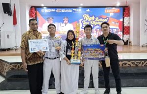 SMKN 1 Bontang keluar sebagai juara 1 Lomba Cerdas Cermat pada kegiatan High School Tax Olympic 2024 yang digelar Badan Pendapatan Daerah (Bapenda) Kota Bontang, di Pendopo Rujab Wali Kota, Sabtu (7/8/2024) (aset: Ali/katakaltim)