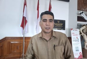 Politisi Golkar Sayid Anjas saat ditemui di kantor DPRD Kutim pada Senin 2 Sepetember 2024 (aset: Caca/katakaltim)