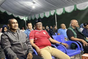 Basri Rase bersama Arif dan Udin Mulyono (aset: Agu/katakaltim)