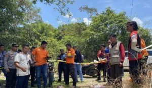 Prose evakuasi mayat siang tadi di danau Kenohan kelurahan Melak Ilir, Kecamatan Melak, Kabupaten Kutai Barat (aset: katakaltim)