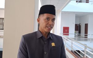 Legislator Bontang, Joni Allo'Padang (aset: caca/katakaltim)