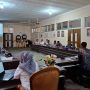 Rakor debat publik Calon Bupati dan Wakil Bupati Kutai Timur, Kamis (31/10). (aset: caca/katakaltim)