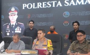 Kapolresta Samarinda, Ary Fadli saat konferensi pers di Aula Wira Pratama Lantai II Mapolresta Samarinda, Jumat (25/10/2024). (aset: puji/katakaltim)