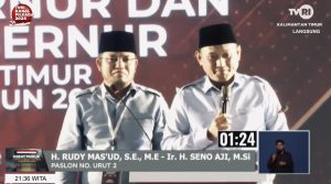 Seno Aji saat menanggapi respons Hadi Mulyadi soal akses internet di desa (aset: SS/TVRI Kaltim)