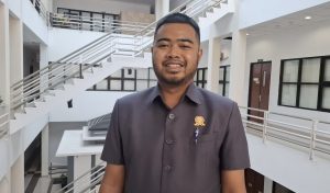 Ketua Komisi C DPRD Kota Bontang Alfin Rausan Fikry (aset: caca/katakaltim)