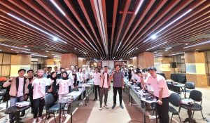 Pengurus Pusat Himpunan Mahasiswa Bontang (PP HMB) menggelar kongres IX HMB di hotel 101 Urban Thamrin Jakarta Pusat. Berlangsung sejak 13-14 November 2024. Diikuti 10 cabang HMB se-Indonesia. (aset: galang/katakaltim.com)