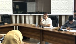 Komisi B DPRD Bontang rapat dengan OPD di Bontang Lestari (aset: galang/katakaltim.com)