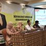 Anggota DPRD Kaltim, Shemmy Permata Sari, menggelar sosialisasi wawasan kebangsaan di Kota Bontang, Jumat 15 November 2024. (aset: agu/katakaltim.com)