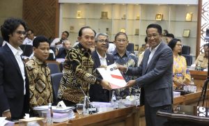 Ketua Komite I DPD RI Andi Sofyan Hasdam dalam rapat bersama DPR RI dan Kemendagri membahwal soal RUU DKJ dampak hadirnya IKN di Kaltim (aset: agu/katakaltim.com)