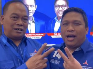 Ketua DPD Partai Demokrat Kaltim Irwan Feco bersama politisi Demokrat Bontang Sumardi (aset: yub/katakaltim)