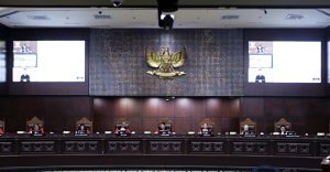 Mahkamah Konstitusi (MK) mengabulkan permohonan uji materil Pasal 188 UU Nomor 1 Tahun 2015 tentang Penetapan Peraturan Pemerintah Pengganti UU Nomor 1 Tahun 2014 tentang Pemilihan Gubernur, Bupati, dan Walikota terhadap UUD 1945. (aset: hukumonline)