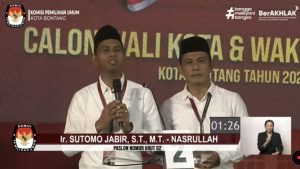 Paslon 02, Sutomo-Nasrullah dalam Debat Publik Calon Wali Kota dan Wakil Wali Kota Bontang (aset: youtube/kpukutim)