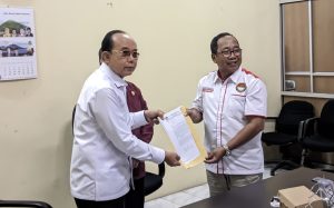 Ketua Komite I DPD RI Andi Sofyan Hasdam bersama Ketua Forkoda DOB Kaltim Majedi Darham (aset: galang/katakaltim)