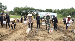 Kick Off Launching gugus Tugas Polri Dalam rangka mendukung ketahanan Pangan Nasional di Mako Brimob Polda Kaltim KM. 13 Balikpapan. (aset: hlm/katakaltim.com)