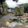 Sampah berserakan di Kampung Linggang Bigung, Kecamatan Linggang Bigung, Kabupaten Kutai Barat, Senin 23 Desember 2024 (Dok: hadi/katakaltim.com)