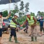 Bupati Kabupaten Kutim hadiri groundbreaking Pasar Sepaso, Jumat (13/12) pagi. (dok:ainun/katakaltim)